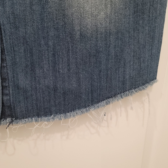 Clothing - Picture 2 of 4